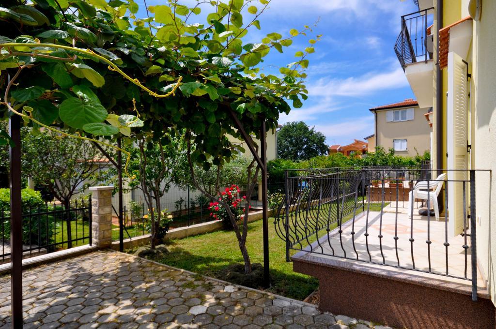 Ana M Apartments Novigrad Istria エクステリア 写真