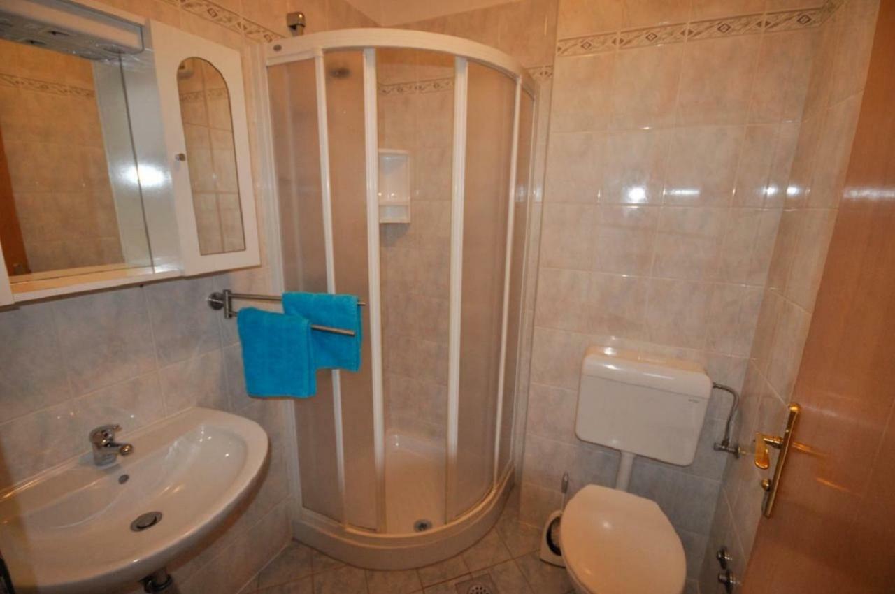 Ana M Apartments Novigrad Istria エクステリア 写真