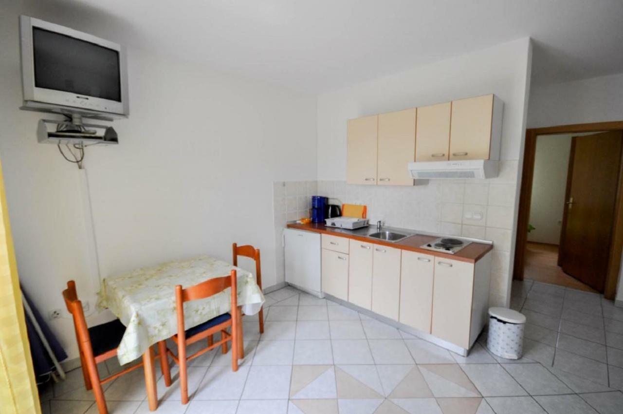 Ana M Apartments Novigrad Istria エクステリア 写真